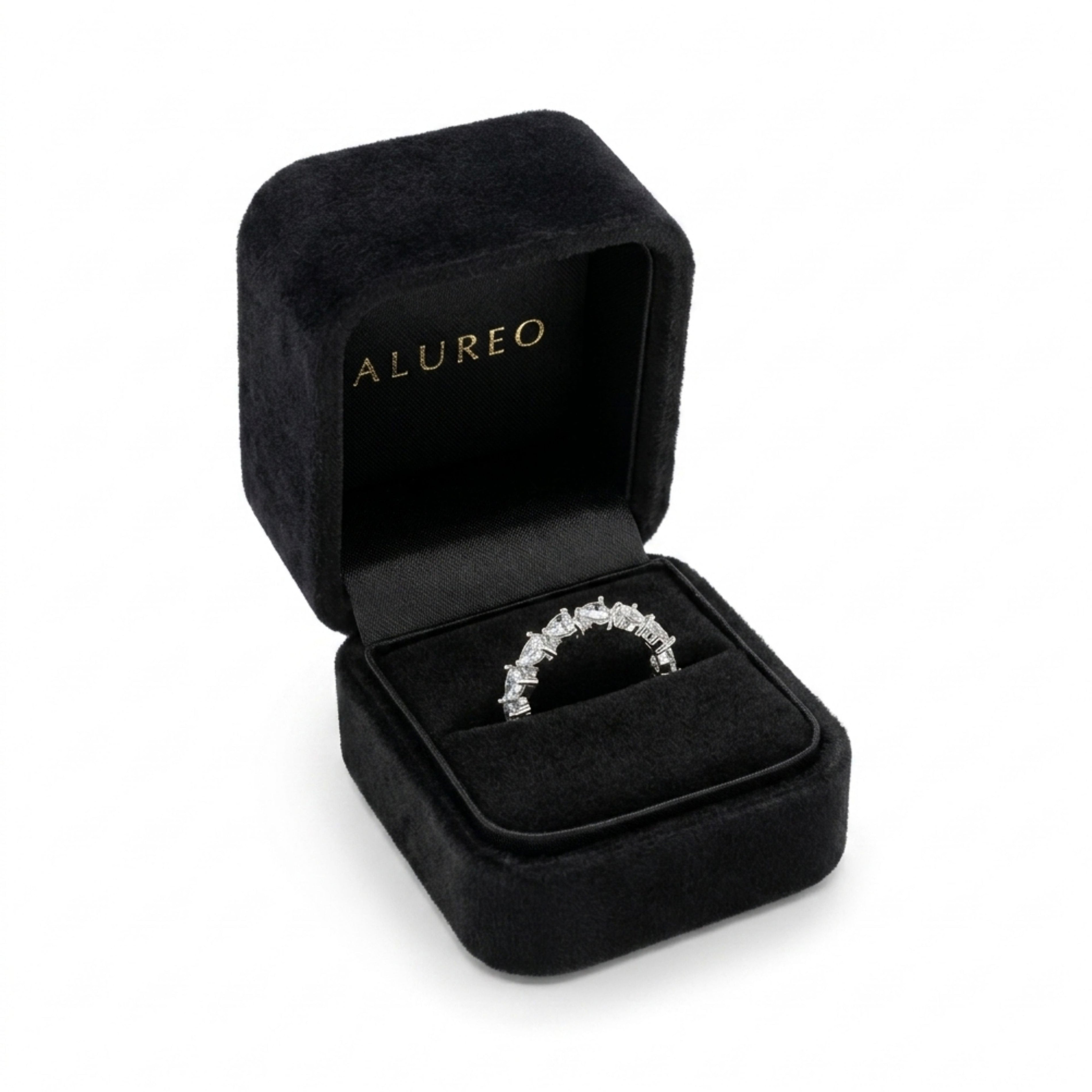 Alureo Heart Eternity Band White Ring