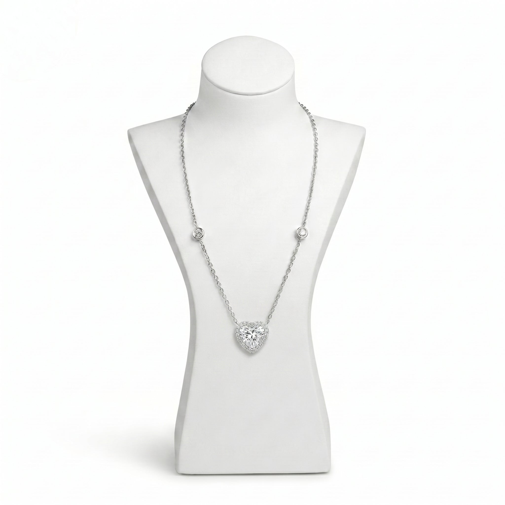 Alureo Crystal Halo Necklace