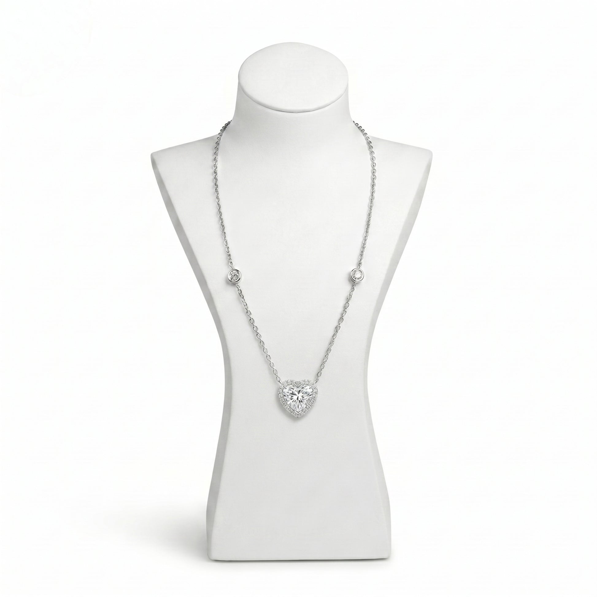 Alureo Crystal Halo Necklace